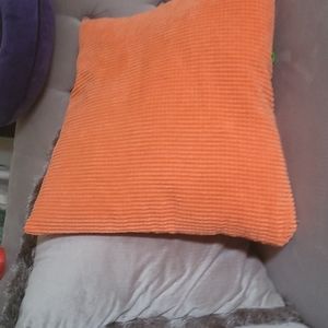 Pillow set